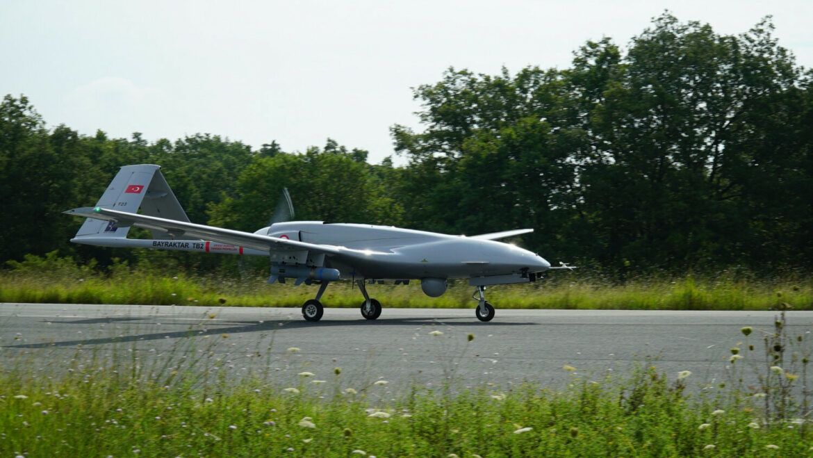 Pierwszy turecki dron bojowy
