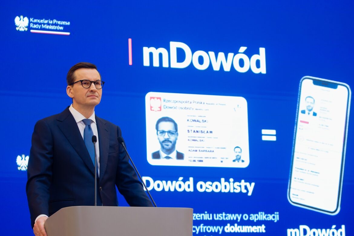 e-dowód w aplikacji – fot. Kancelaria Prezesa Rady Ministrów