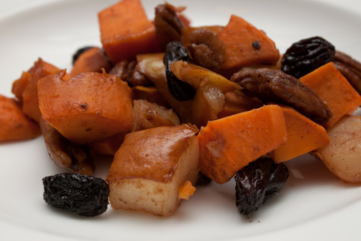 Sweet potato pear tzimmes