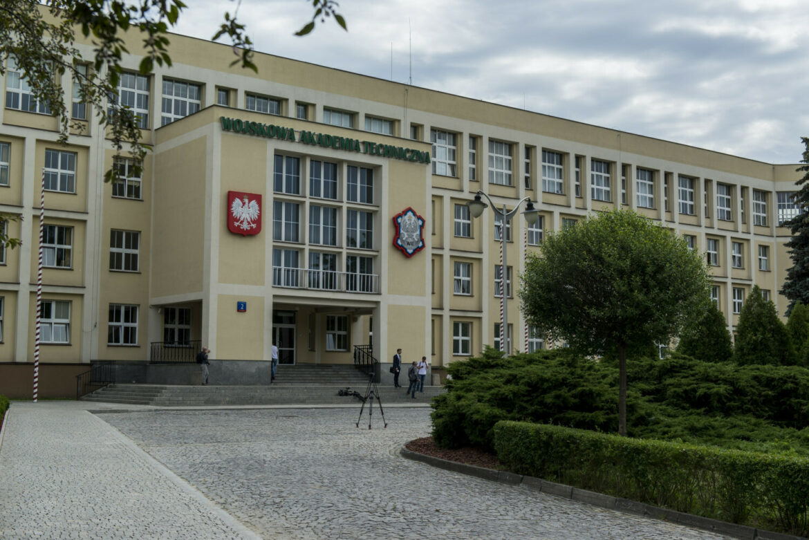 Spotkanie pos?ów PO z przedstawicielami WAT