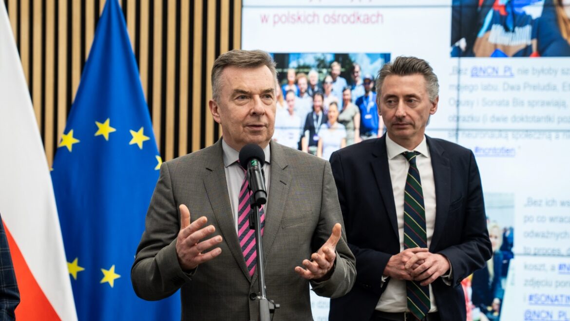 Minister nauki zwiększył o 200 mln zł budżet Narodowego Centrum Nauki fot. MNiSW
