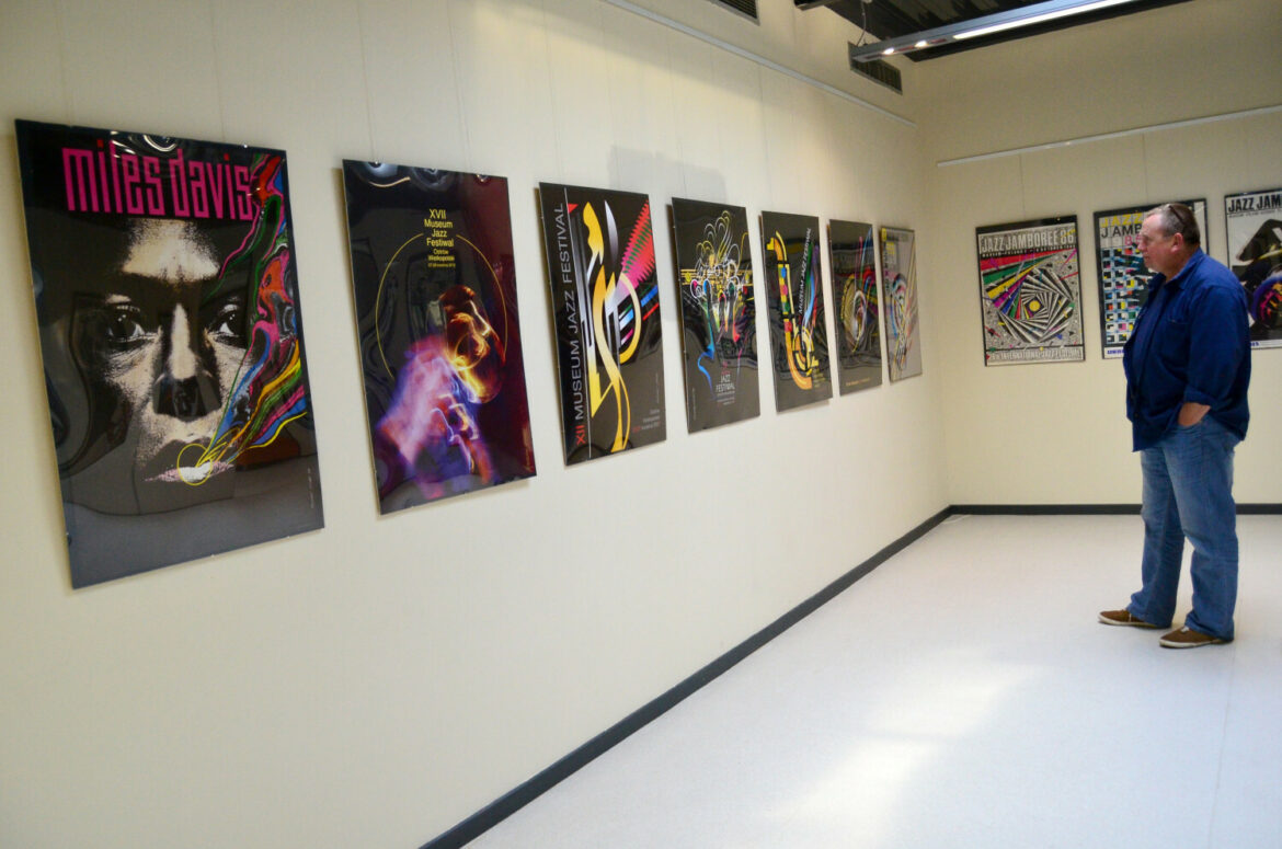 Wernisa? wystawy Ros?awa Szaybo «Plakaty» w Centrum Promocji Kultury Praga Po?udnie