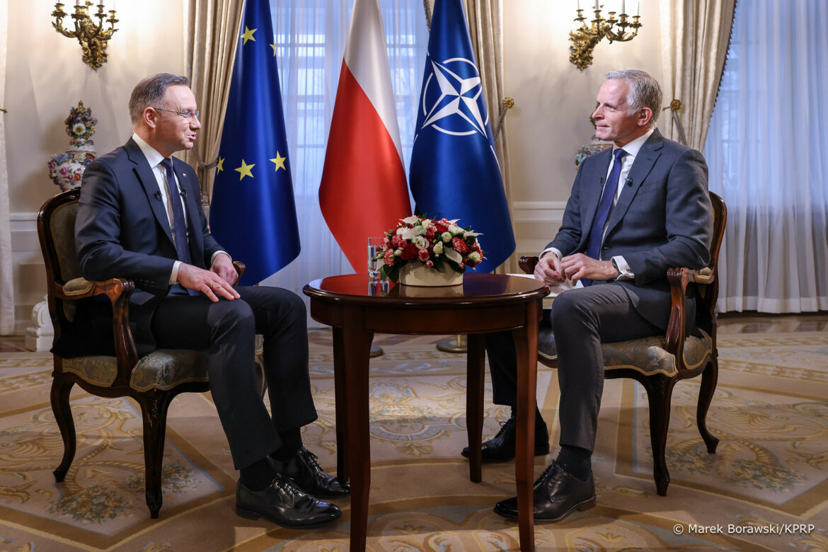 Prezydent Andrzej Duda w CNBC NATO musi pilnie zwiększyć swoje wydatki na obronę fot. Marek Borawski KPRP